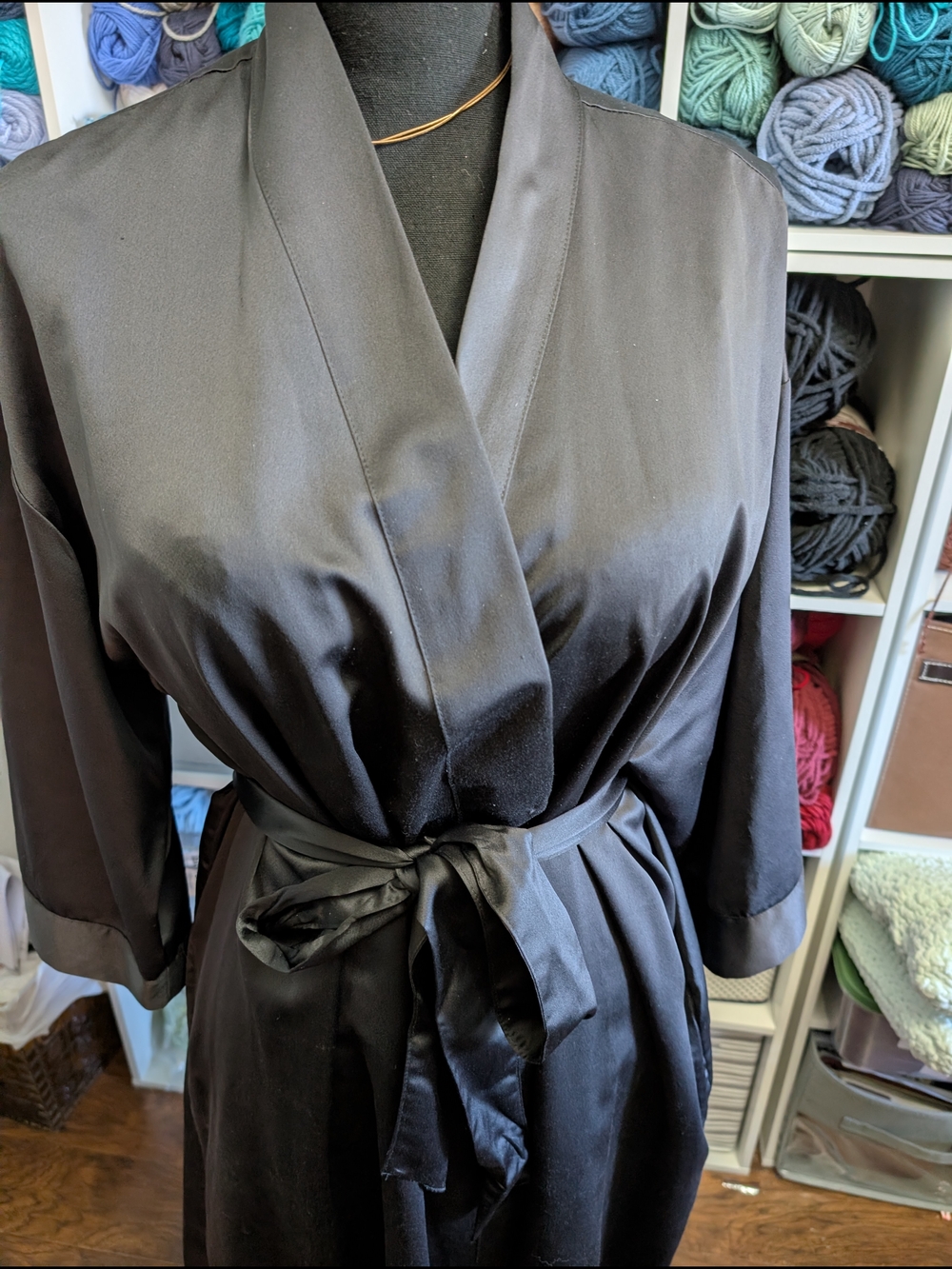 Women's Cabernet Soft Black Intimate Robe-Silk Style- Polyester - Sz L